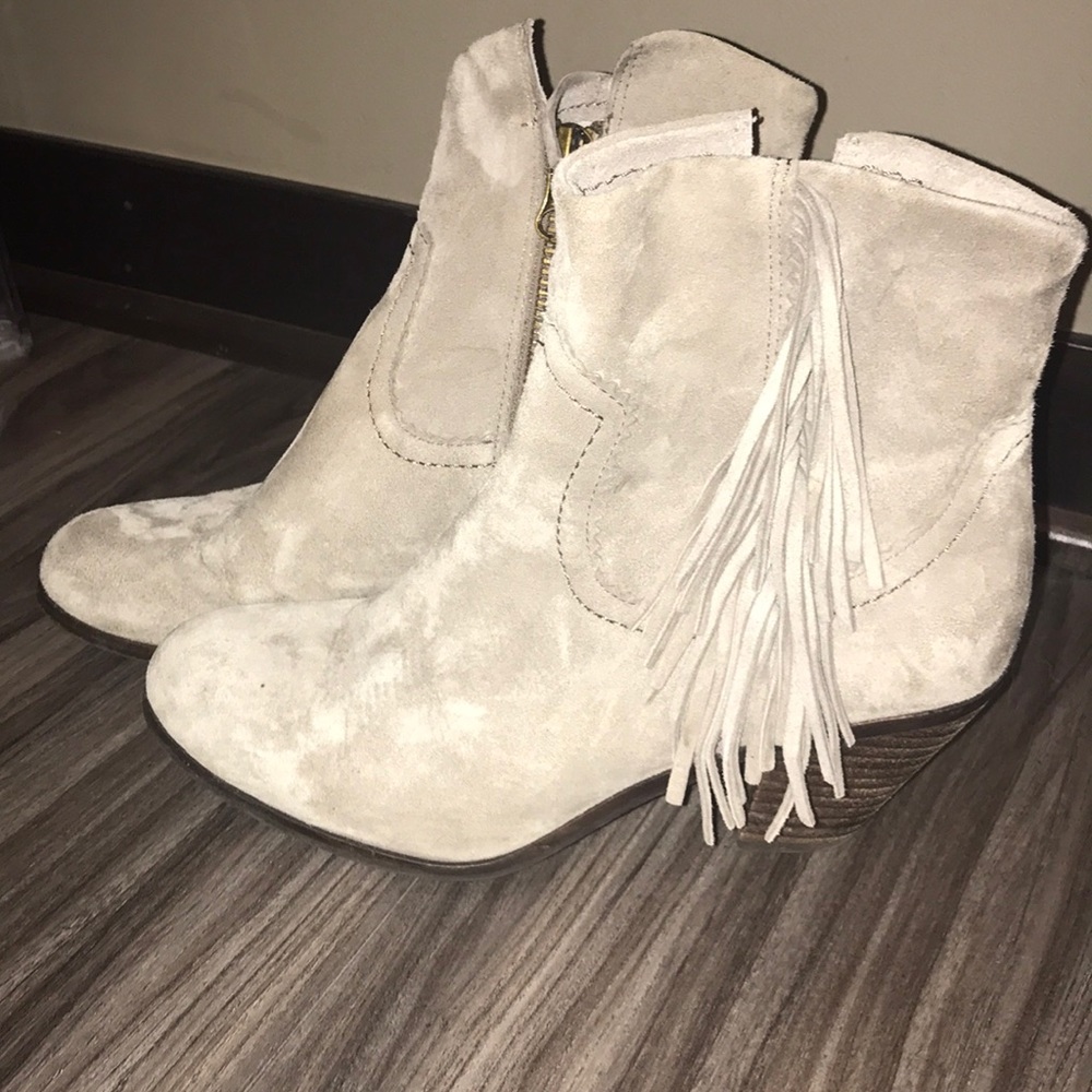 7.5 Women’s Sam Edelman booties